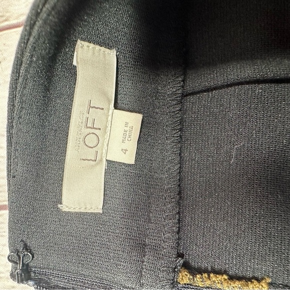 ann taylor LOFT Black Gold crochet floral Patterned overlay Pencil Skirt sz 4 - Picture 5 of 9